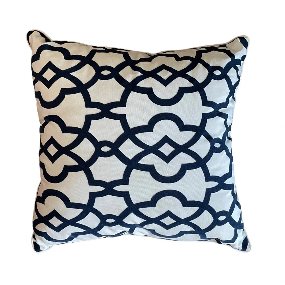Modern pattern pillow cover w/insert